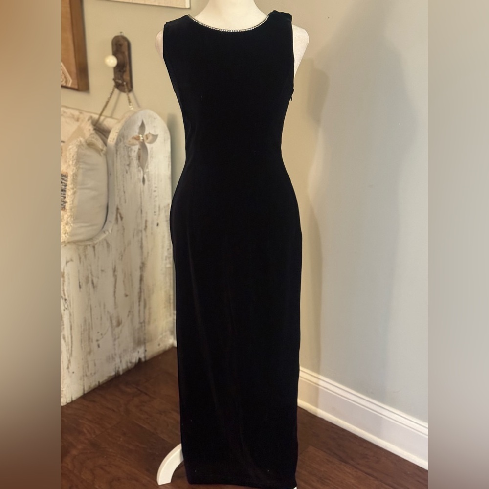 Scott McClintock Elegant Black Maxi Dress
